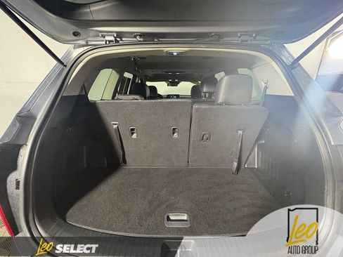 Used 2021 Kia Telluride S FWD image 11