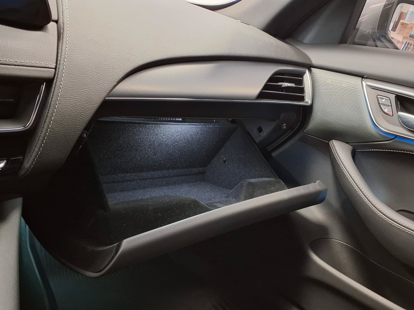 Certified 2025 Cadillac CT5 Premium Luxury w/ Sun And Sound Package RWD image 32