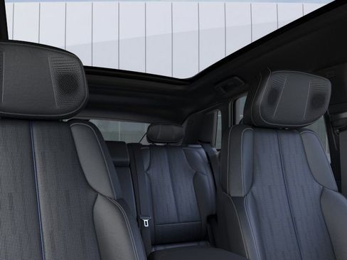 New 2025 Cadillac Lyriq Sport image 24