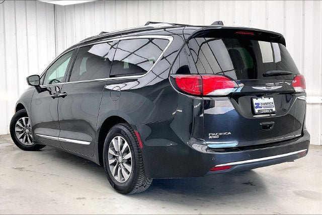 Used 2019 Chrysler Pacifica Touring-L Plus w/ Advanced Safetytec Group FWD image 11
