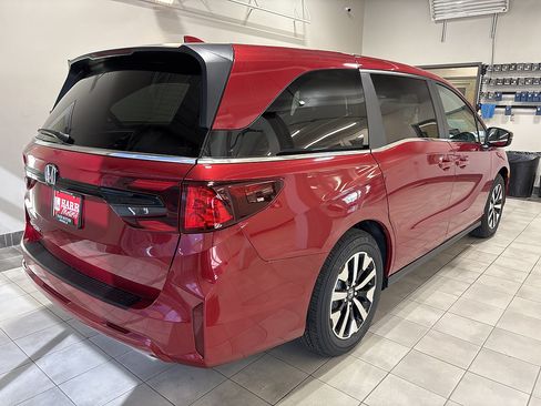New 2027 Honda Odyssey EX-L image 4