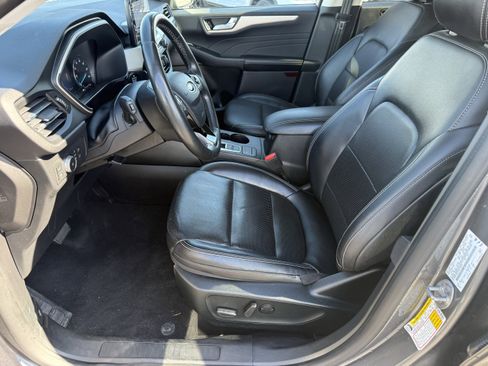 Used 2022 Ford Escape SEL image 14