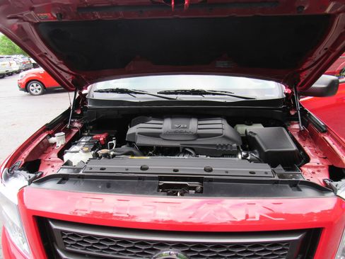 Used 2021 Nissan Titan SV w/ Accessory Utility Package RWD image 22