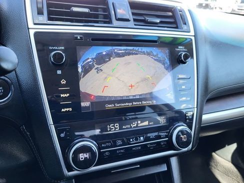 Used 2018 Subaru Outback 3.6R Limited AWD/4WD image 17