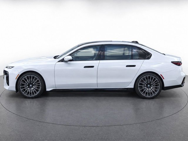 Used 2024 BMW 760i xDrive w/ Executive Package AWD/4WD image 7