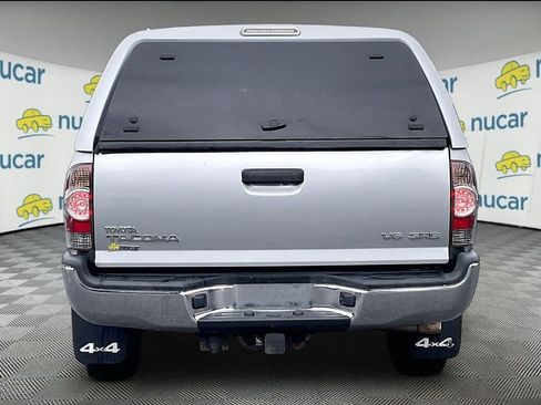Used 2012 Toyota Tacoma 4x4 Access Cab V6 w/ SR5 Pkg image 5
