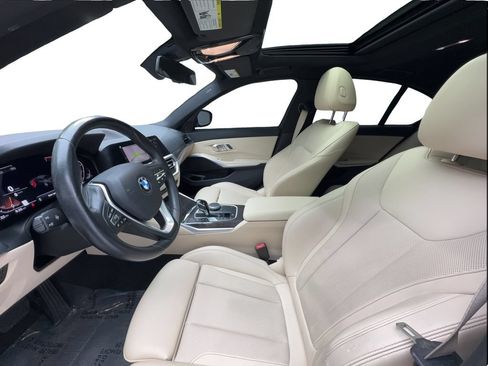 Used 2022 BMW 330i Sedan w/ Driving Assistance Package RWD image 20