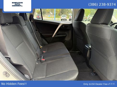 Used 2017 Toyota RAV4 LE FWD image 13