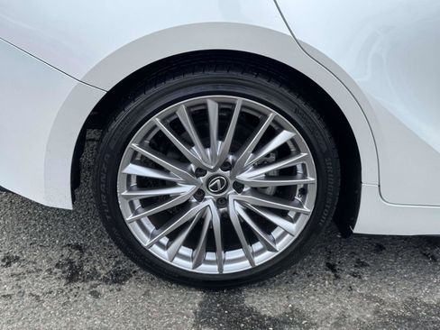 Used 2023 Lexus IS 300 AWD w/ Premium Package image 8