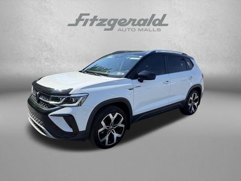 Used 2023 Volkswagen Taos SEL AWD/4WD image 3