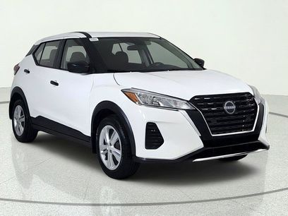 Certified 2025 Nissan Kicks Play S
