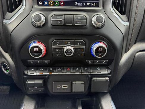 Used 2021 GMC Sierra 1500 AT4 w/ AT4 Preferred Package AWD/4WD image 15