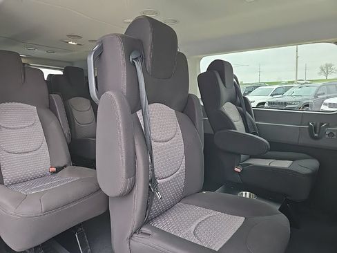 Used 2023 Ford Transit 350 XLT RWD image 71