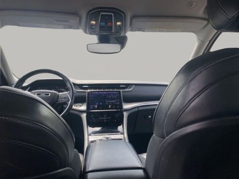 Used 2021 Jeep Grand Cherokee L Limited image 35