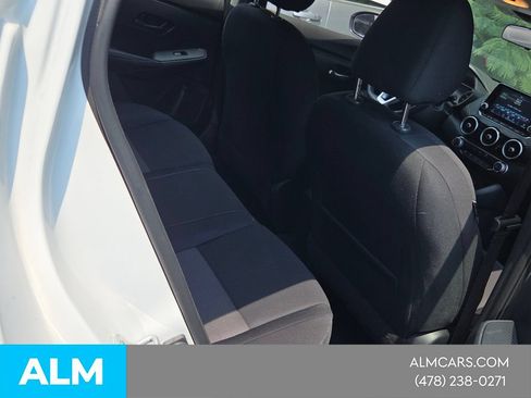 Used 2024 Nissan Sentra SV FWD image 17