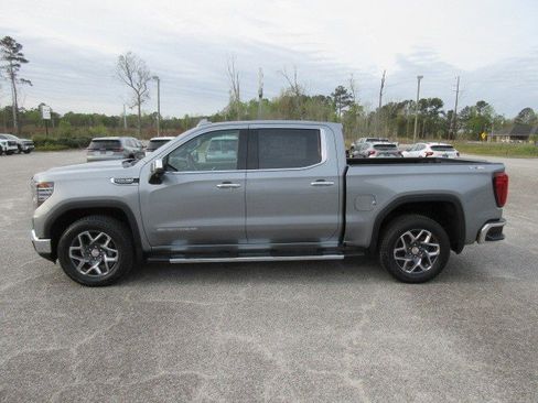 New 2026 GMC Sierra 1500 SLT AWD/4WD image 8