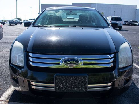Used 2007 Ford Fusion SE FWD image 2