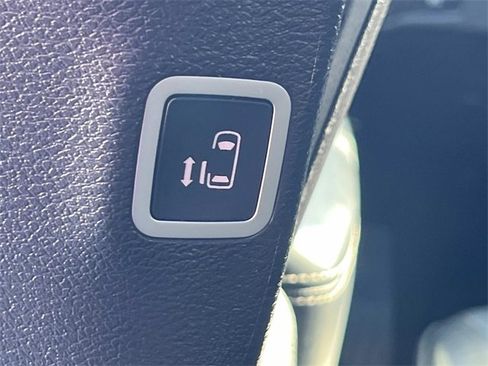 Certified 2019 Chrysler Pacifica Touring-L Plus w/ Advanced Safetytec Group image 21