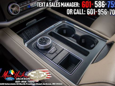 Certified 2023 Ford Expedition XLT image 17