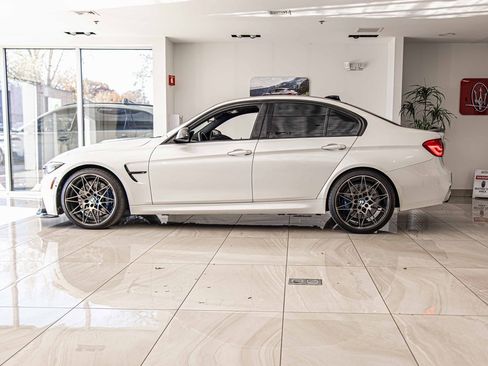 Used 2018 BMW M3 image 6