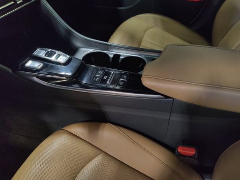 Used 2021 Hyundai Sonata Limited FWD image 26