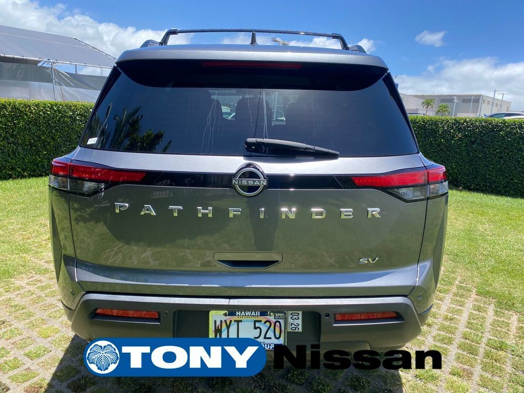 Used 2024 Nissan Pathfinder SV FWD image 16