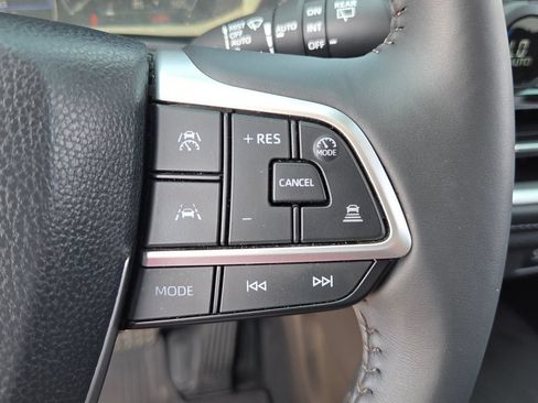 Used 2026 Toyota Grand Highlander AWD Hybrid image 23