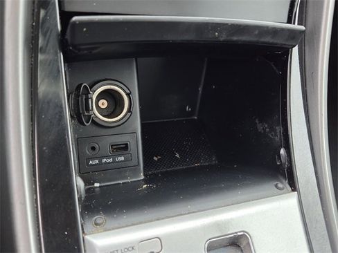 Used 2012 Hyundai Elantra Limited image 23