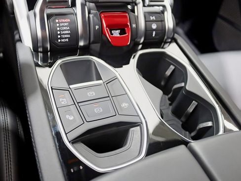 Used 2021 Lamborghini Urus image 27