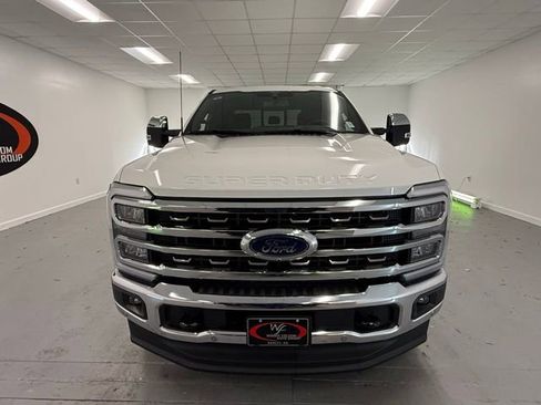 New 2026 Ford F250 4x4 Crew Cab Super Duty image 2