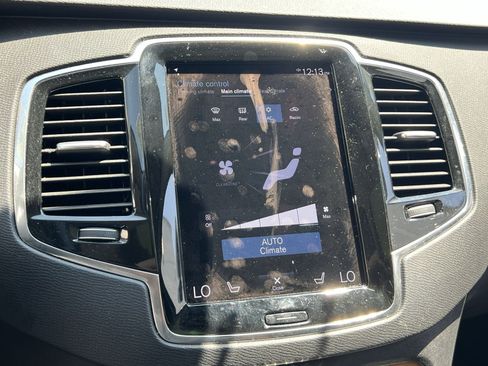 Used 2022 Volvo XC90 T6 Momentum w/ Advanced Package AWD/4WD image 19