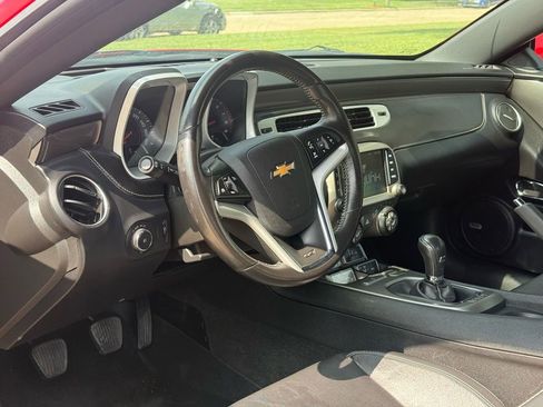 Used 2015 Chevrolet Camaro SS w/ RS Package RWD image 7