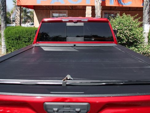 Used 2023 GMC Sierra 3500 Denali w/ Denali Ultimate Package image 9