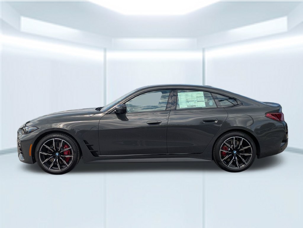 New 2026 BMW 430i w/ M Sport Package RWD image 2