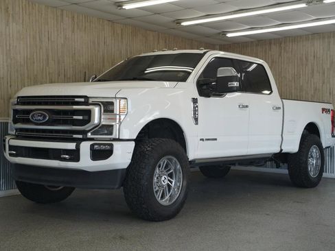 Used 2020 Ford F250 Platinum AWD/4WD image 4