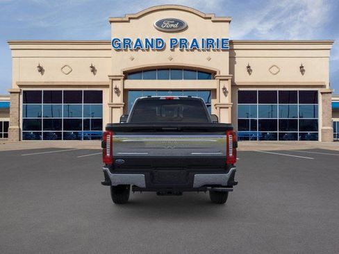 New 2025 Ford F350 King Ranch w/ Chrome Package image 29