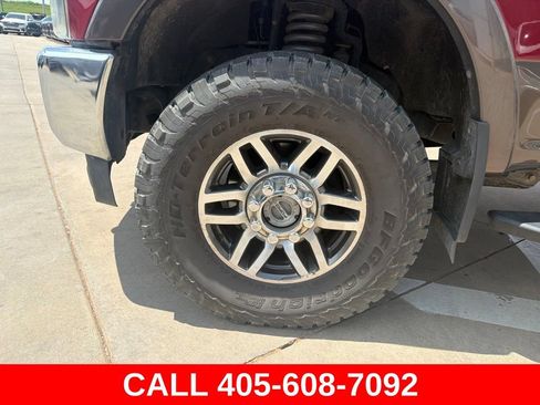 Used 2017 Ford F250 Lariat w/ Lariat Value Package AWD/4WD image 9