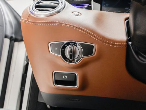 Used 2017 Mercedes-Benz S 550 Cabriolet w/ Sport Package image 29