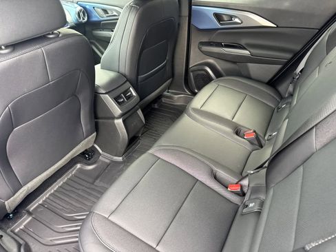 New 2026 Chevrolet Equinox EV LT image 4