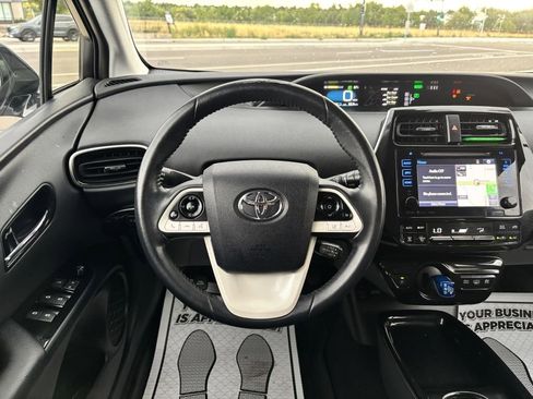 Used 2018 Toyota Prius Prime Plus image 20