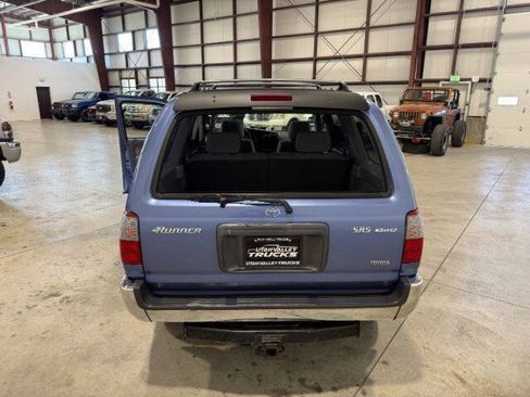 Used 2000 Toyota 4Runner SR5 AWD/4WD image 10