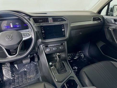 Used 2024 Volkswagen Tiguan Wolfsburg Edition image 20