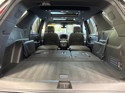 Used 2023 Chevrolet Traverse LT AWD/4WD image 56