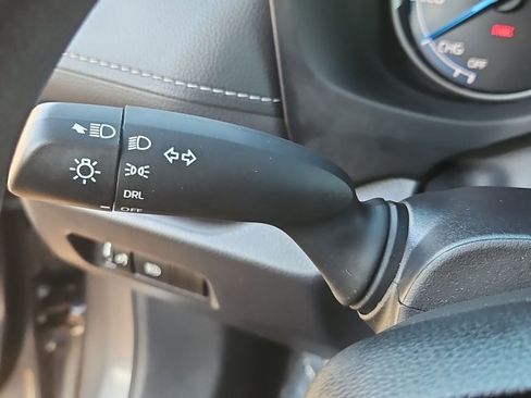 Used 2025 Toyota RAV4 LE AWD/4WD image 15