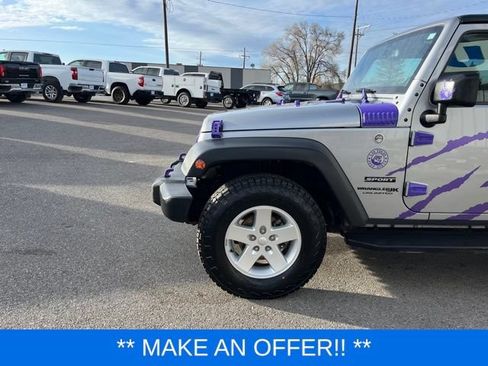 Used 2018 Jeep Wrangler Unlimited Sport S AWD/4WD image 4