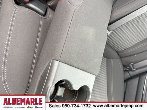 Used 2023 Dodge Charger SXT w/ Blacktop Package image 36