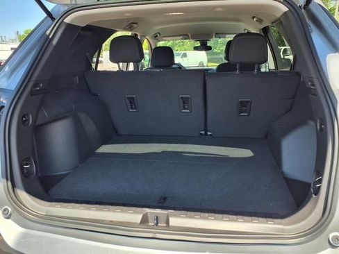 Used 2023 Chevrolet Equinox LS w/ LS Convenience Package FWD image 19
