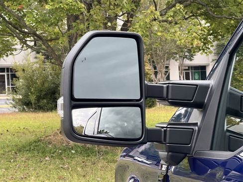 New 2026 Ford F250 XLT w/ XLT Premium Package image 31