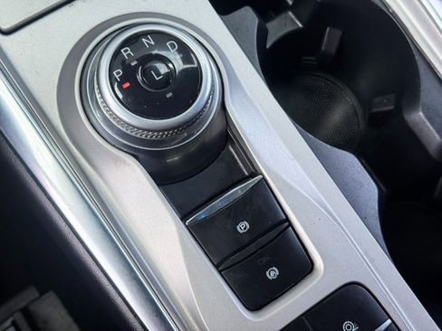 Used 2023 Ford Explorer Limited w/ Limited Technology Package RWD image 34