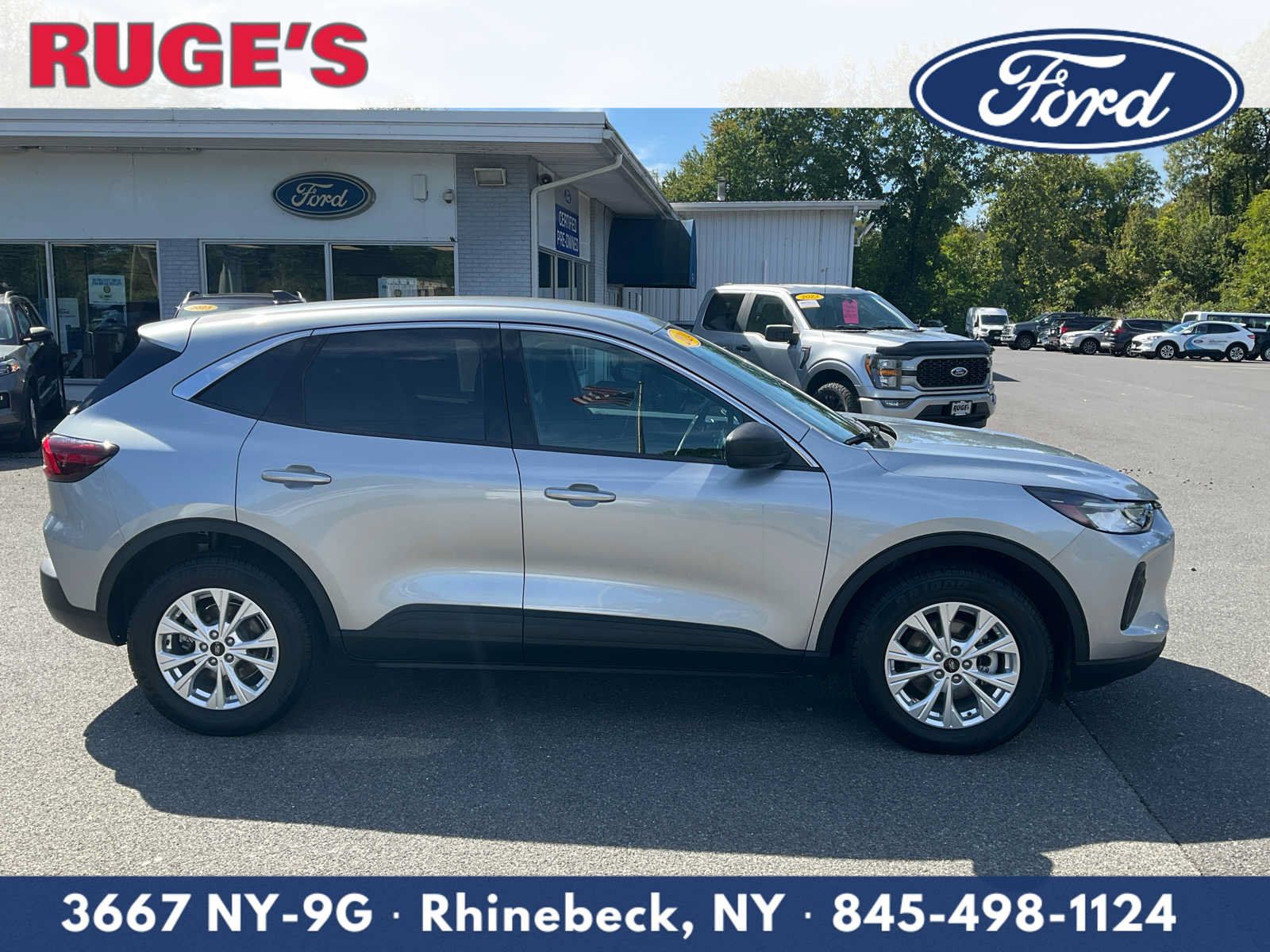 Used 2024 Ford Escape Active AWD/4WD image 2